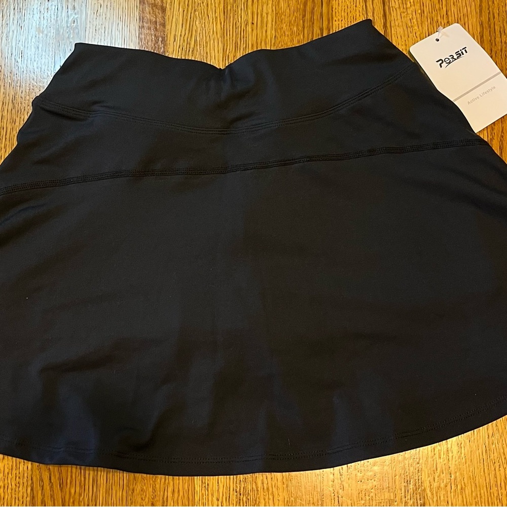 Sassy ladies skort! Black active wear. Size XS. P#95